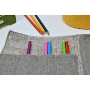 Foldable pencil case - Linen and felt