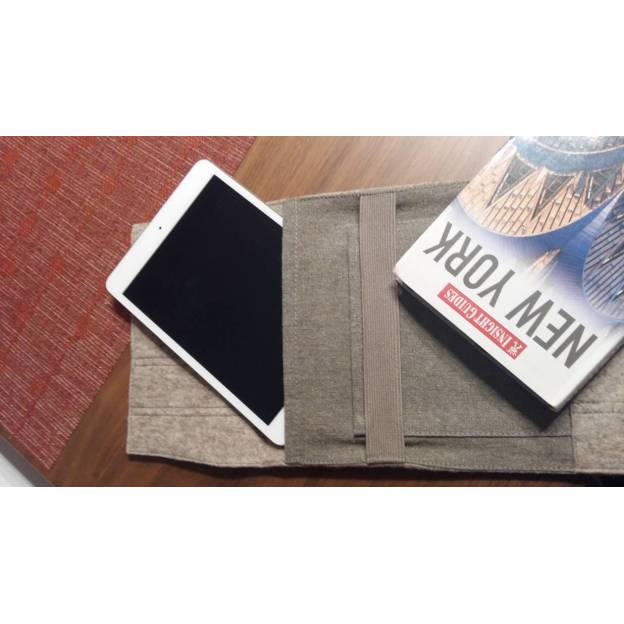 Tablet case - Linen and Felt