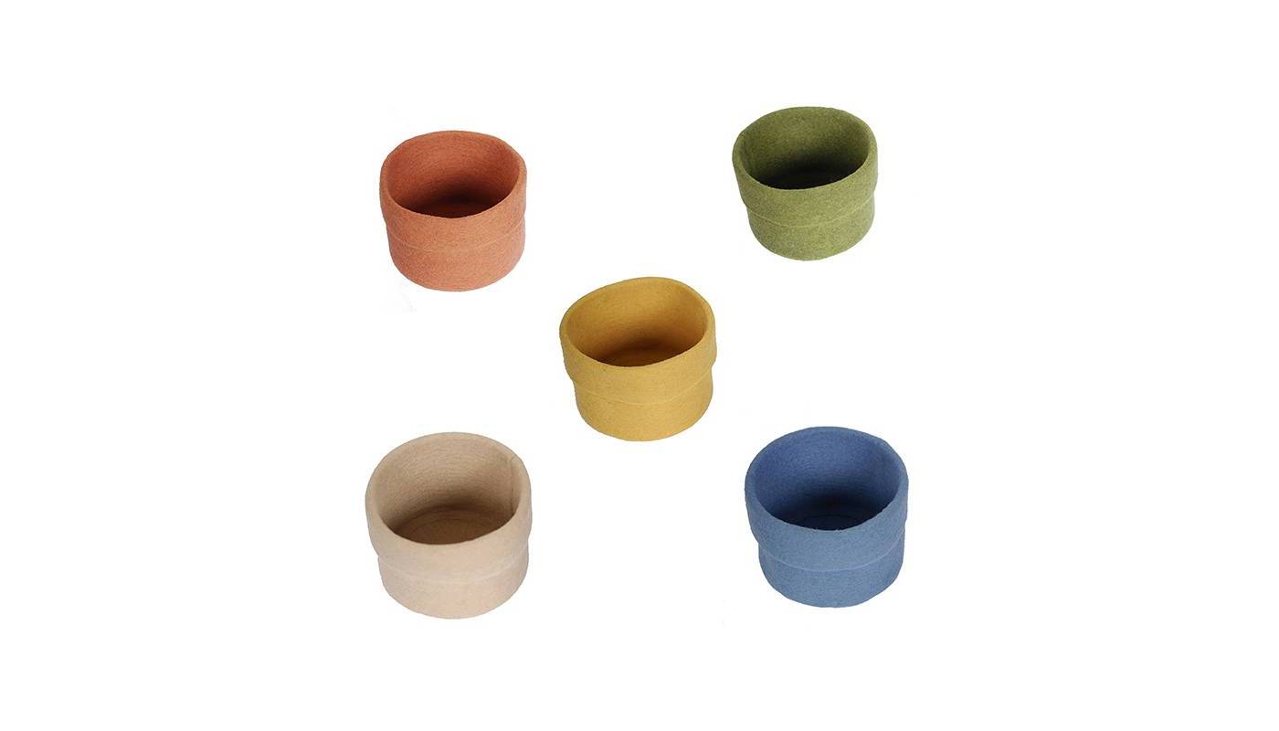 Kit of 5 colored felt containers