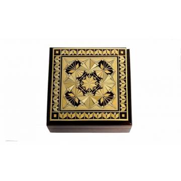 Decorated wooden box 98x98x40 mm - Brown