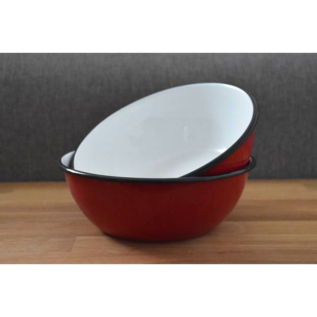 Enamelled red metal bowl - 1.5 liter