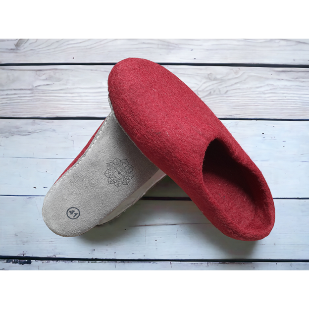 Felt Slippers - Leather sole - Red - 42 EU