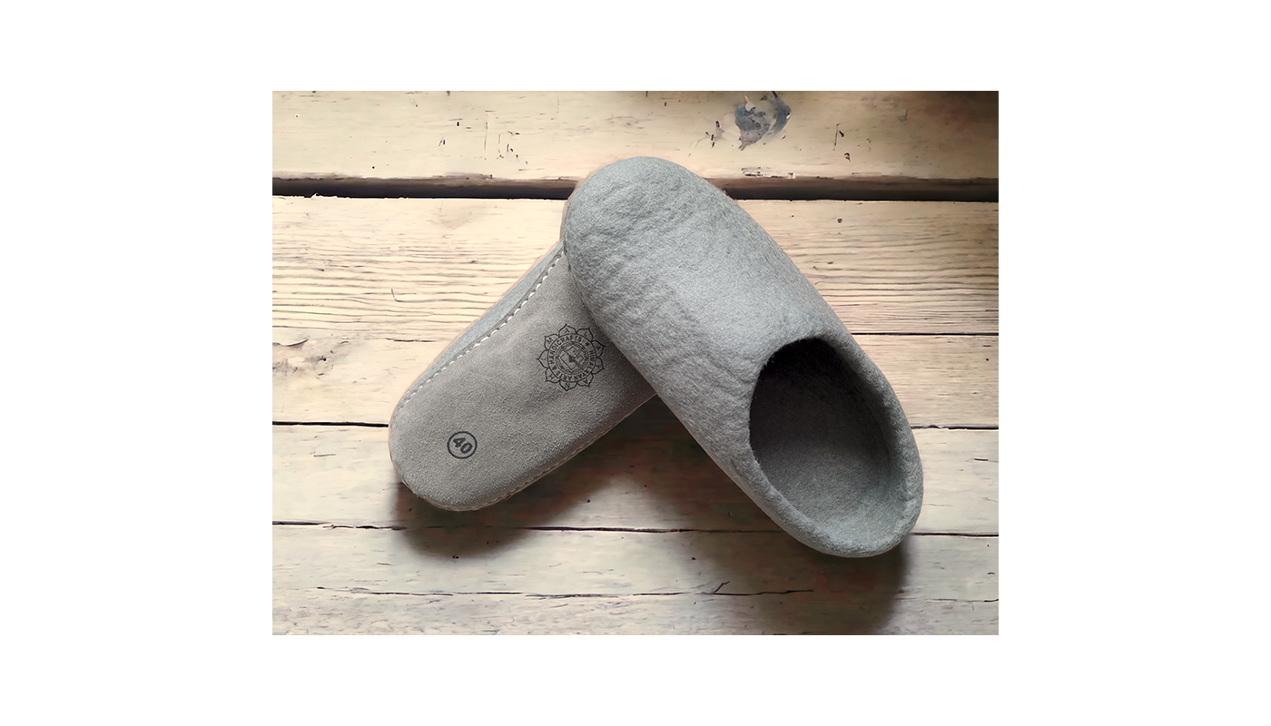 Felt Slippers - Leather sole - Grey