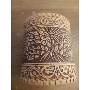 Box from birch bark - Cones