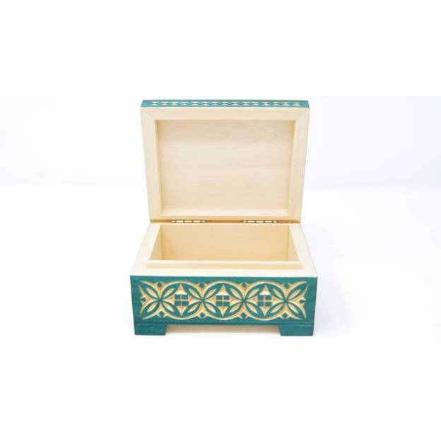 Boîte en bois décorée - 130x110x75 mm